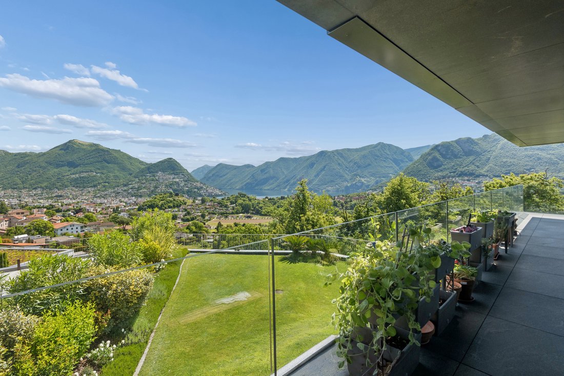 Apartment in Muzzano, Ticino, Switzerland 3 - 18044563