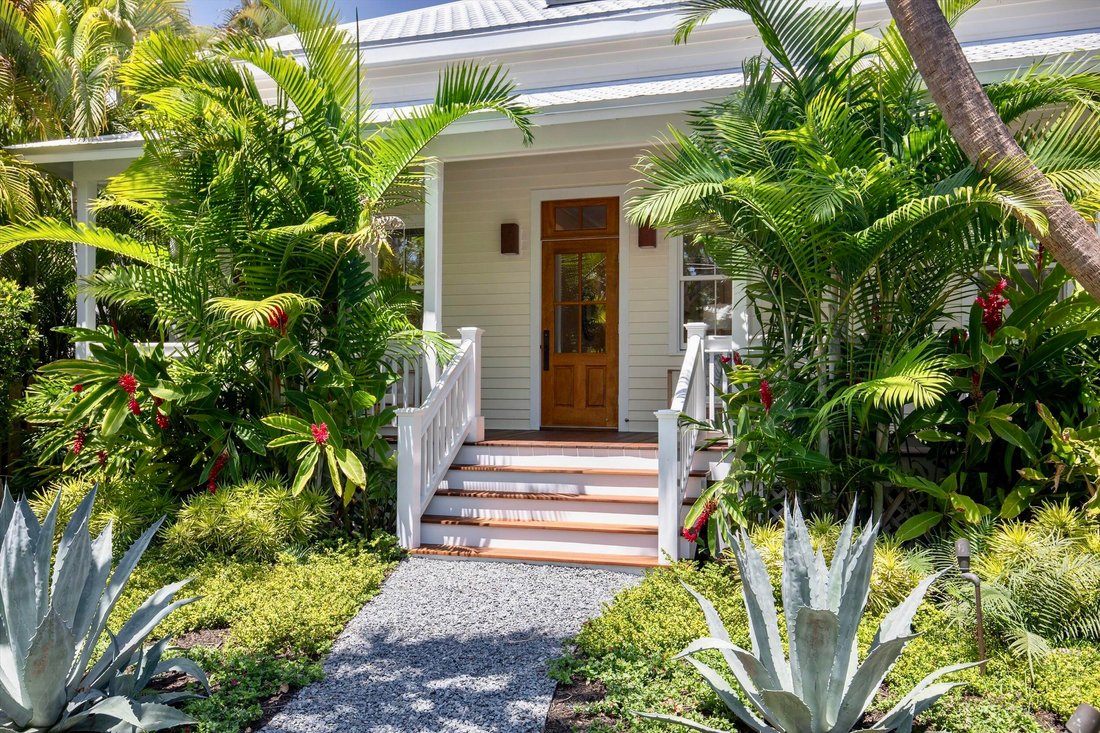 House in Key West, Florida, United States 3 - 18048027