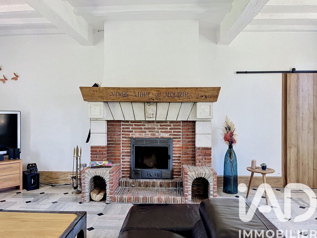 House in Centre Ville, Louviers, France 3 - 18046312