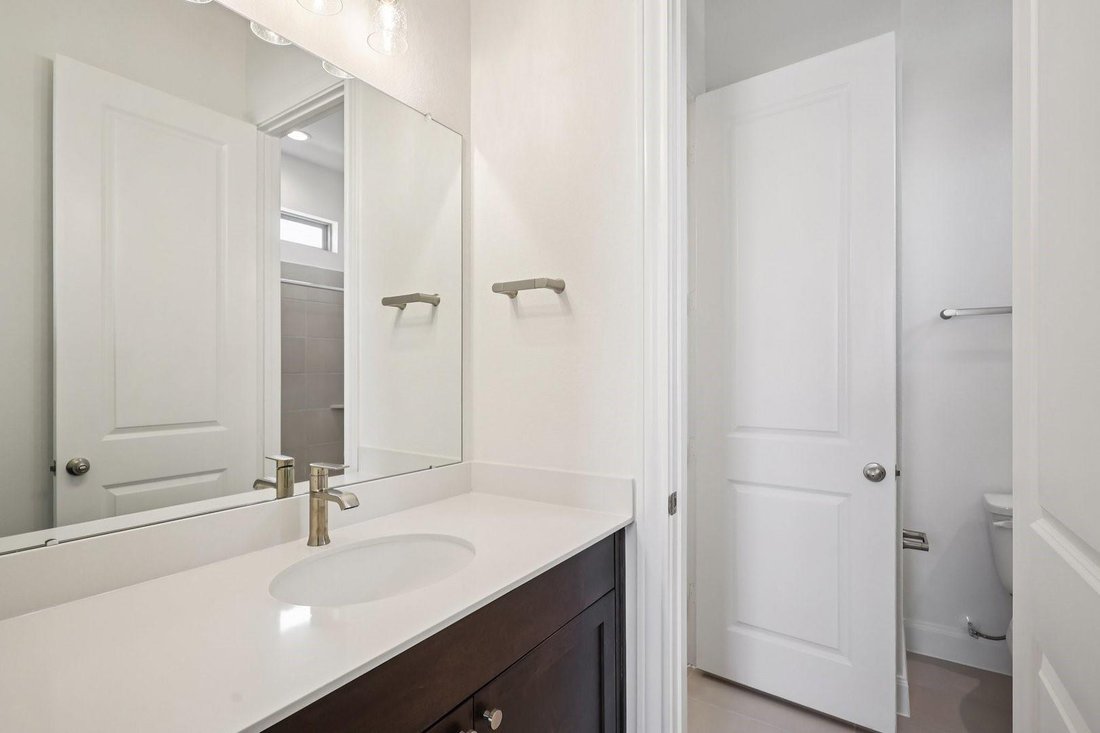 House in Houston, Texas, United States 5 - 18041769