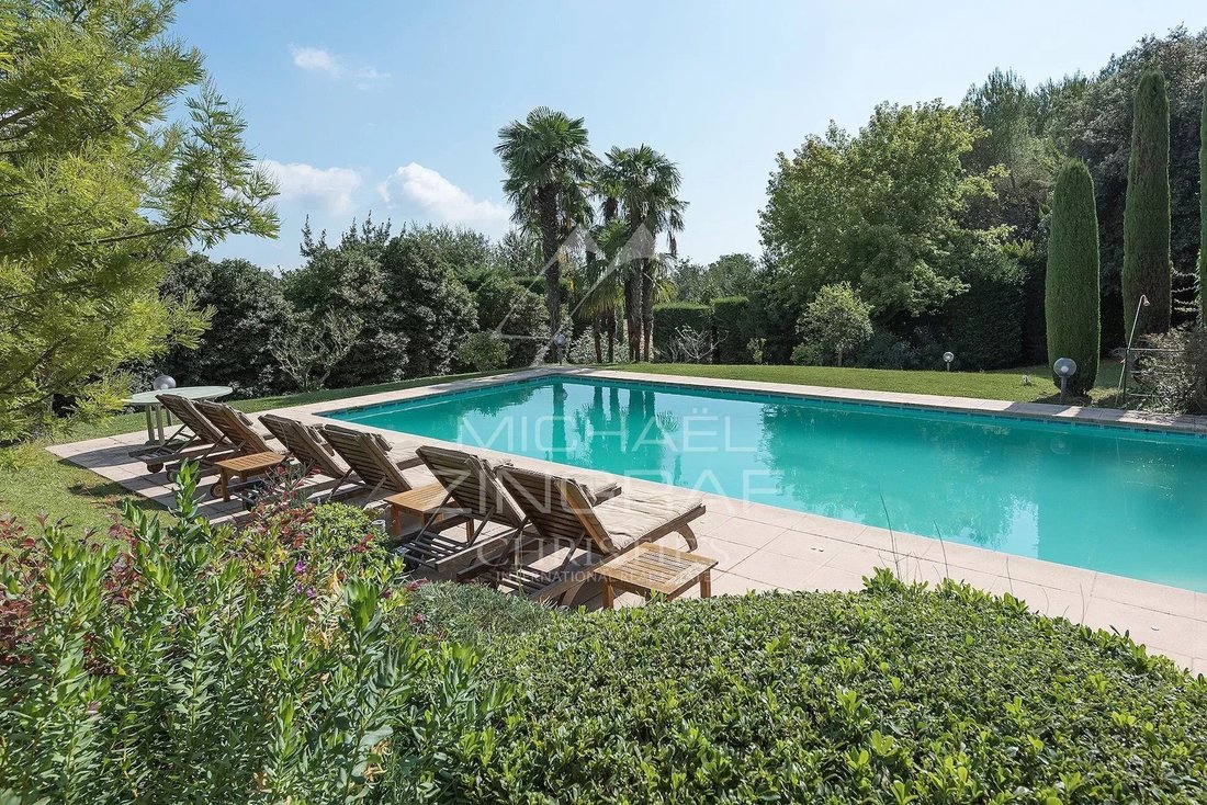 Villa in Centre du Village, La Colle-sur-Loup, France 2 - 18038172