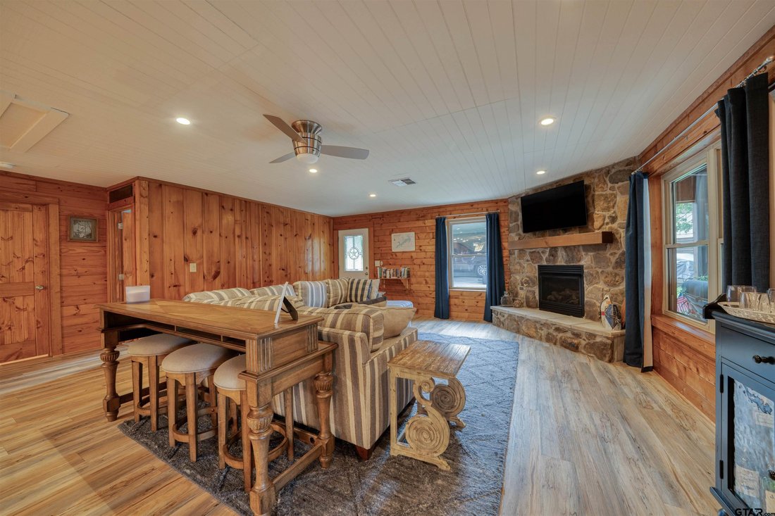 House in Pittsburg, Texas, United States 2 - 18046949