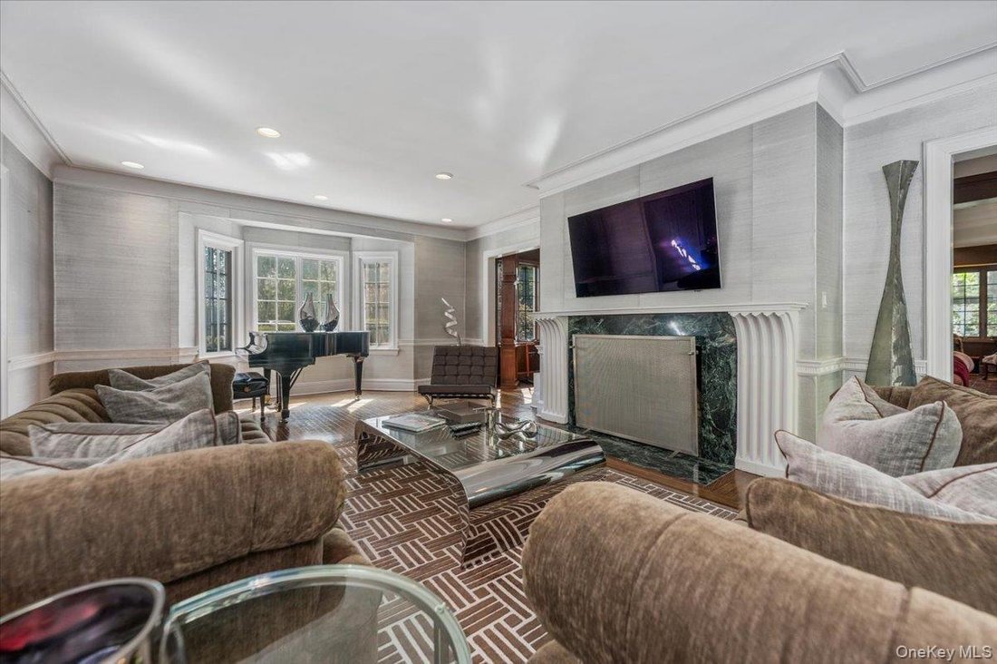 House in Great Neck, New York, United States 5 - 18036498