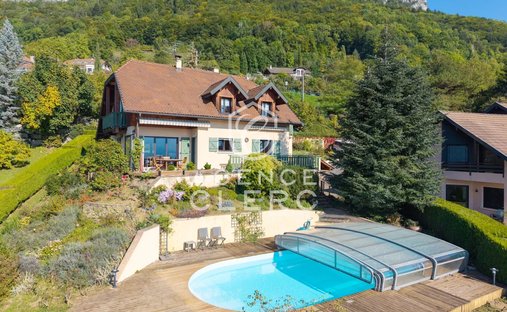 Villa in Veyrier-du-Lac, Auvergne-Rhône-Alpes, France 1