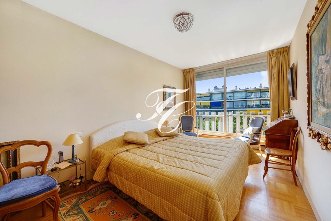 Apartment in Saint-Cloud, Ile-de-France, France 5 - 18037604