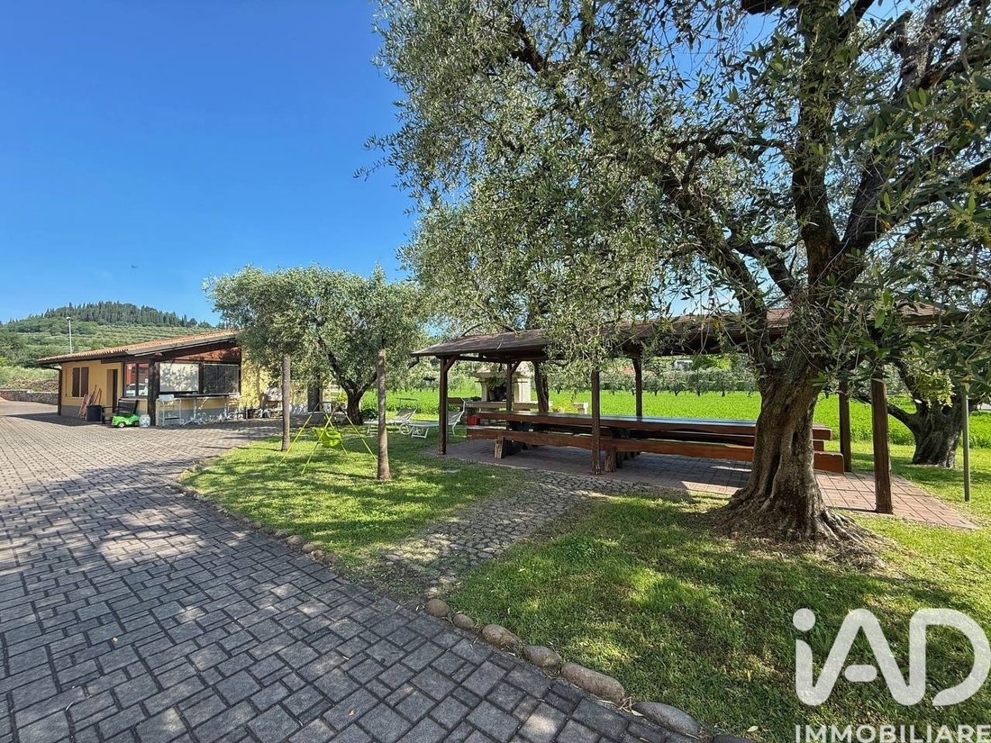 Villa in Bardolino, Veneto, Italy 1 - 18043052