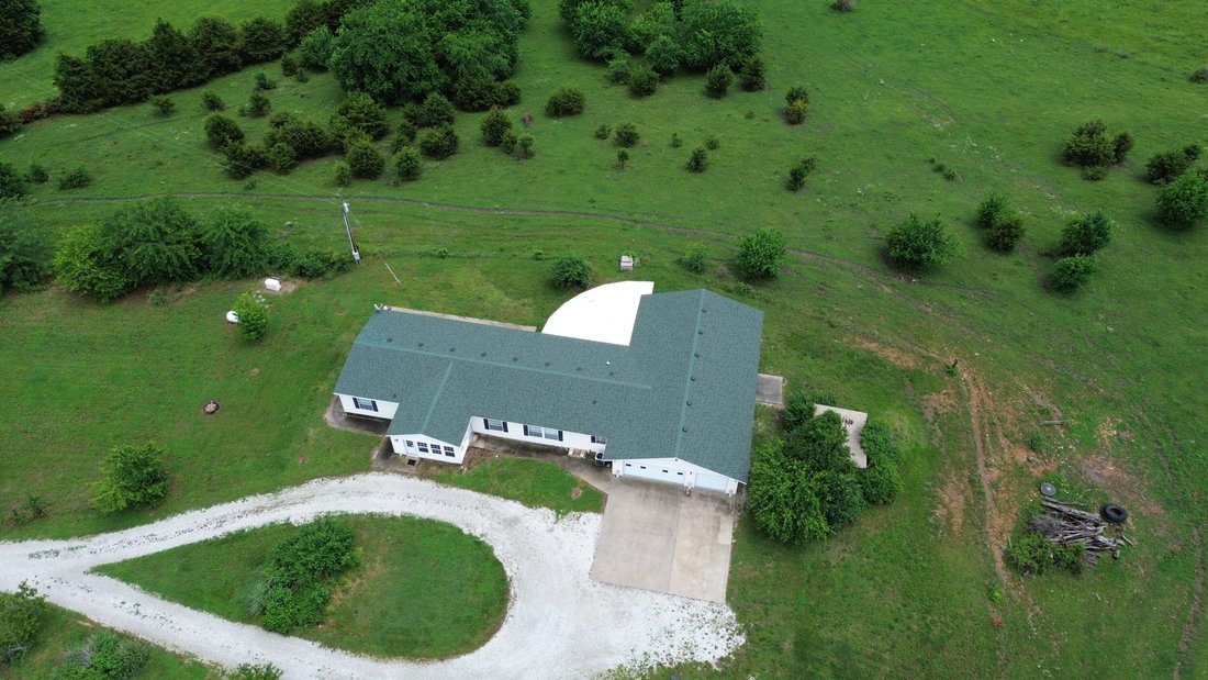 Farm Ranch in Pittsburg, Missouri, United States 5 - 16680059