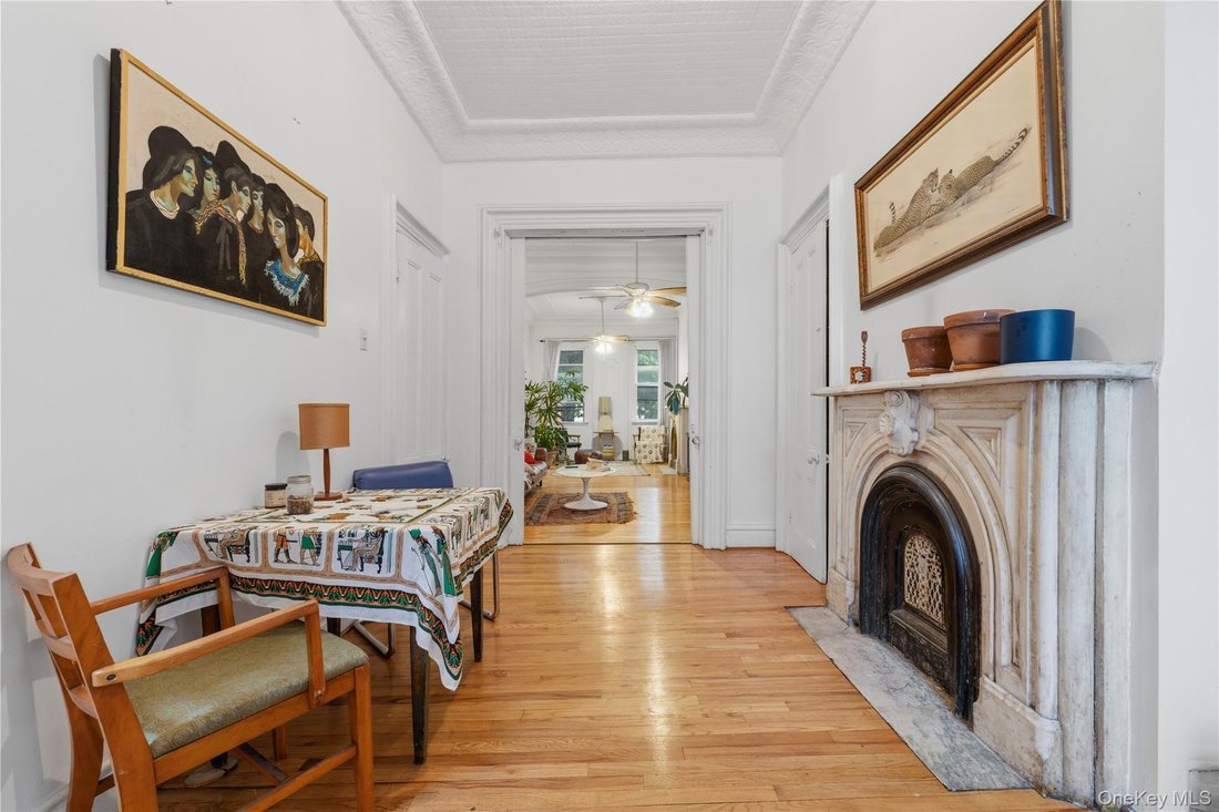 House in New York, New York, United States 3 - 18042213