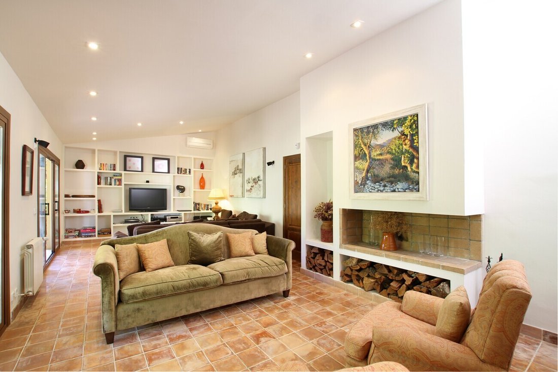 Villa in Pollenca, Balearic Islands, Spain 3 - 18036184
