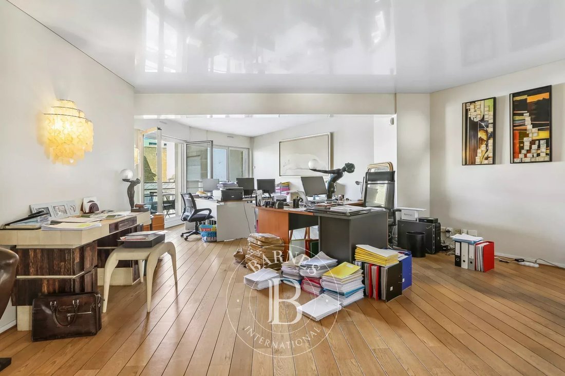 Apartment in Muette Nord, Paris 16e Arrondissement, Paris 5 - 18038219