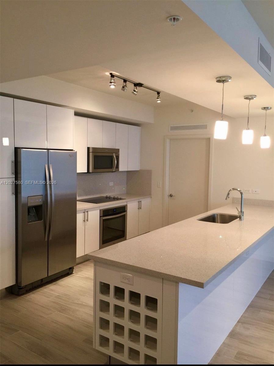 Condo in Miami, Florida, United States 1 - 18041397