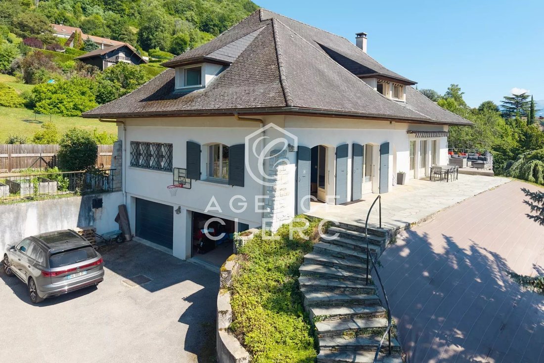 Villa in Veyrier-du-Lac, Auvergne-Rhône-Alpes, France 5 - 15874049