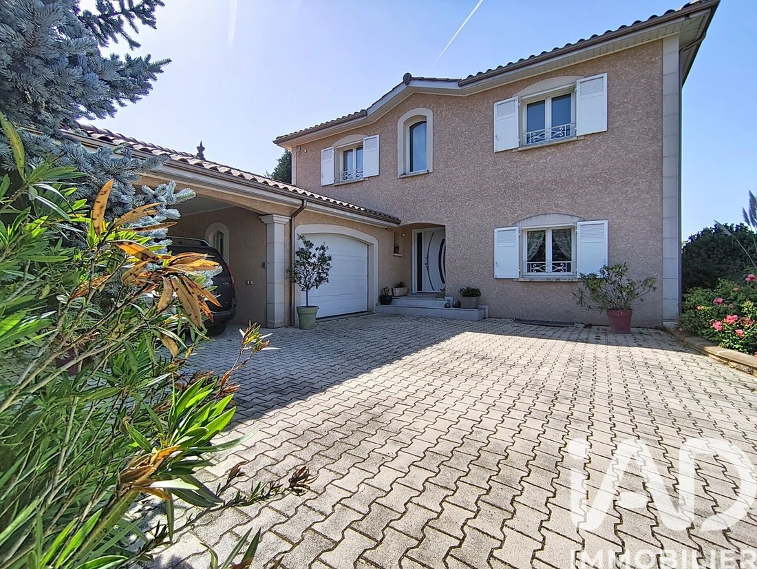 Maison à Craponne, Auvergne-Rhône-Alpes, France 3 - 18046391