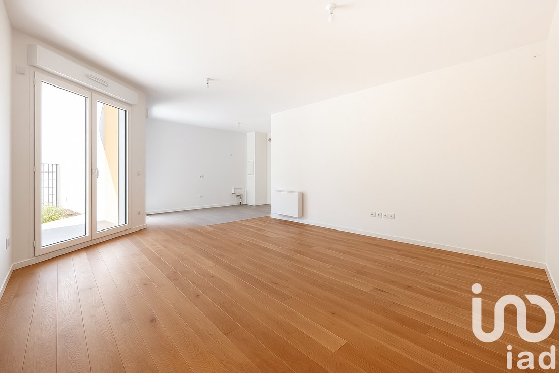 Apartment in Carnot Gambetta, Suresnes, France 4 - 16113014