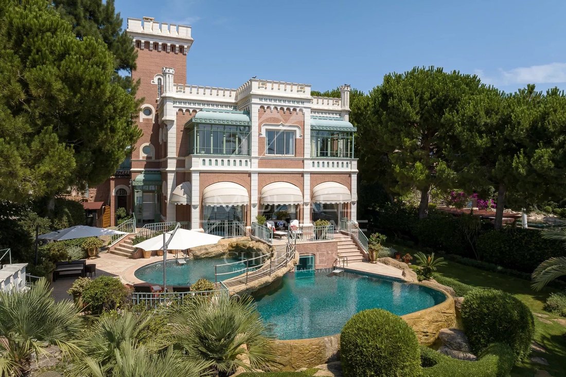 Villa in Juan les Pins-Gallice, Antibes, France 4 - 18038566