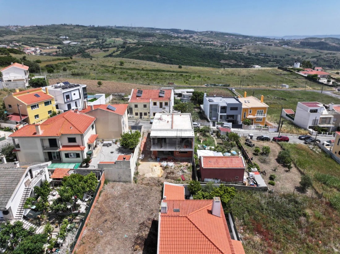 Villa in Loures, Lisbon, Portugal 5 - 18045068