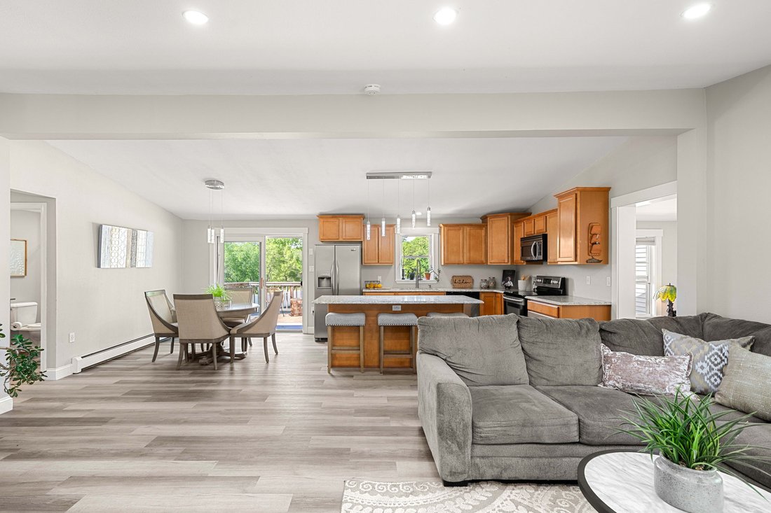 House in Amesbury, Massachusetts, United States 5 - 18039286