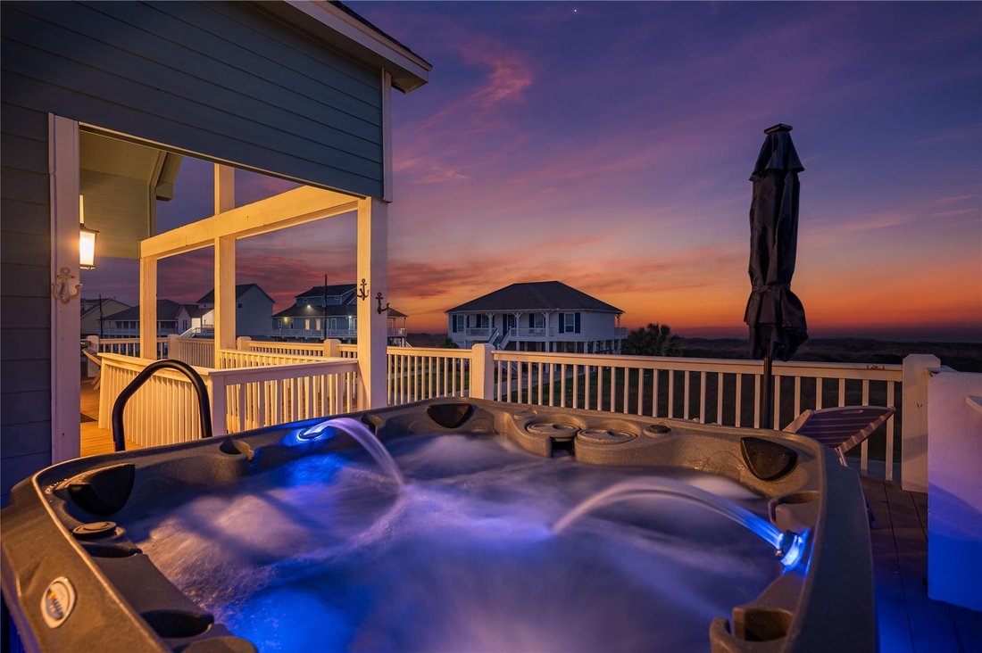 House in Bolivar Peninsula, Texas, United States 4 - 18037346
