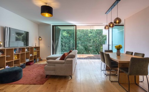 Apartamento en Mafamude y Vilar do Paraiso, Distrito de Oporto, Portugal 1