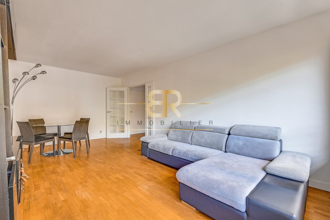 Apartment in Hôtel de Ville-Planchette, Levallois-Perret, France 3 - 18040906