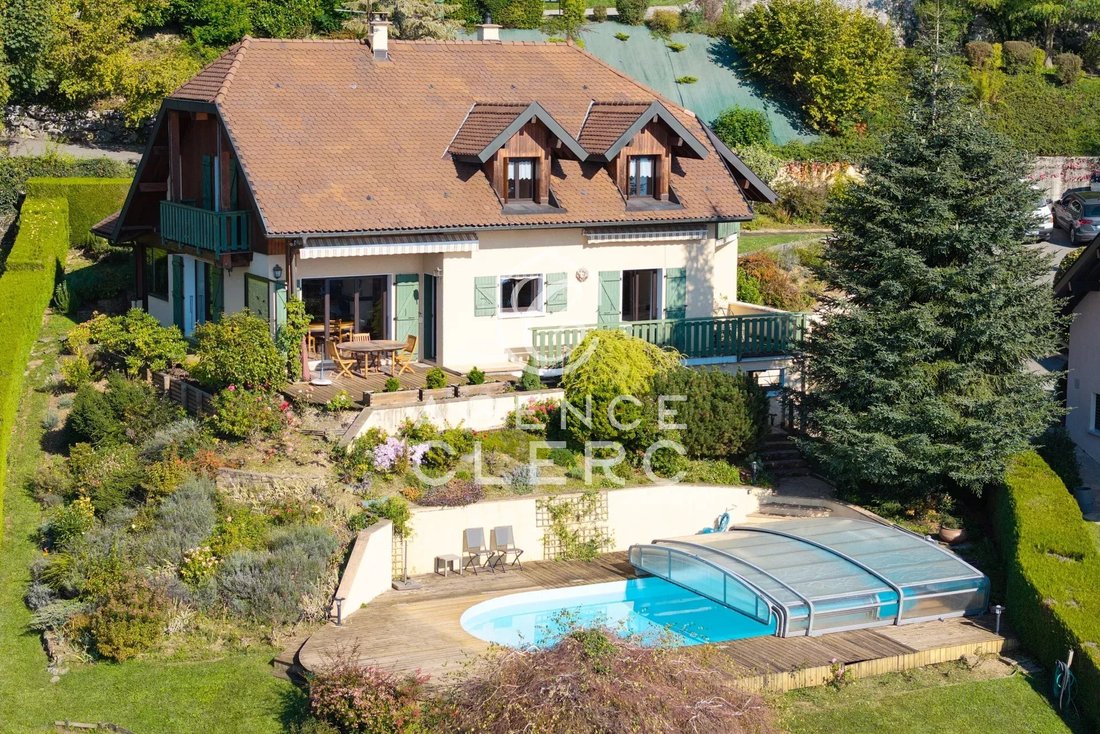 Villa in Veyrier-du-Lac, Auvergne-Rhône-Alpes, France 4 - 18014500
