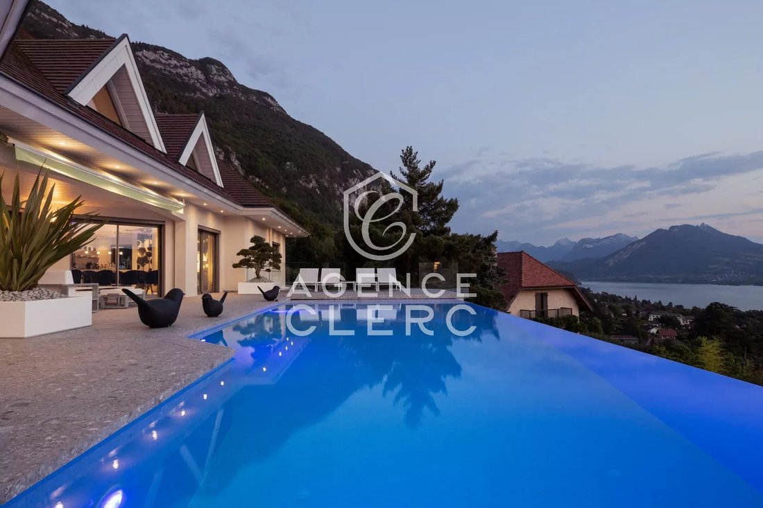 Villa in Veyrier-du-Lac, Auvergne-Rhône-Alpes, France 5 - 11187860