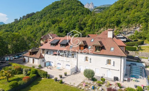 Apartment in Bluffy, Auvergne-Rhône-Alpes, France 1