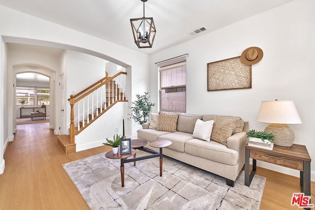 House in Los Angeles, California, United States 3 - 18049847