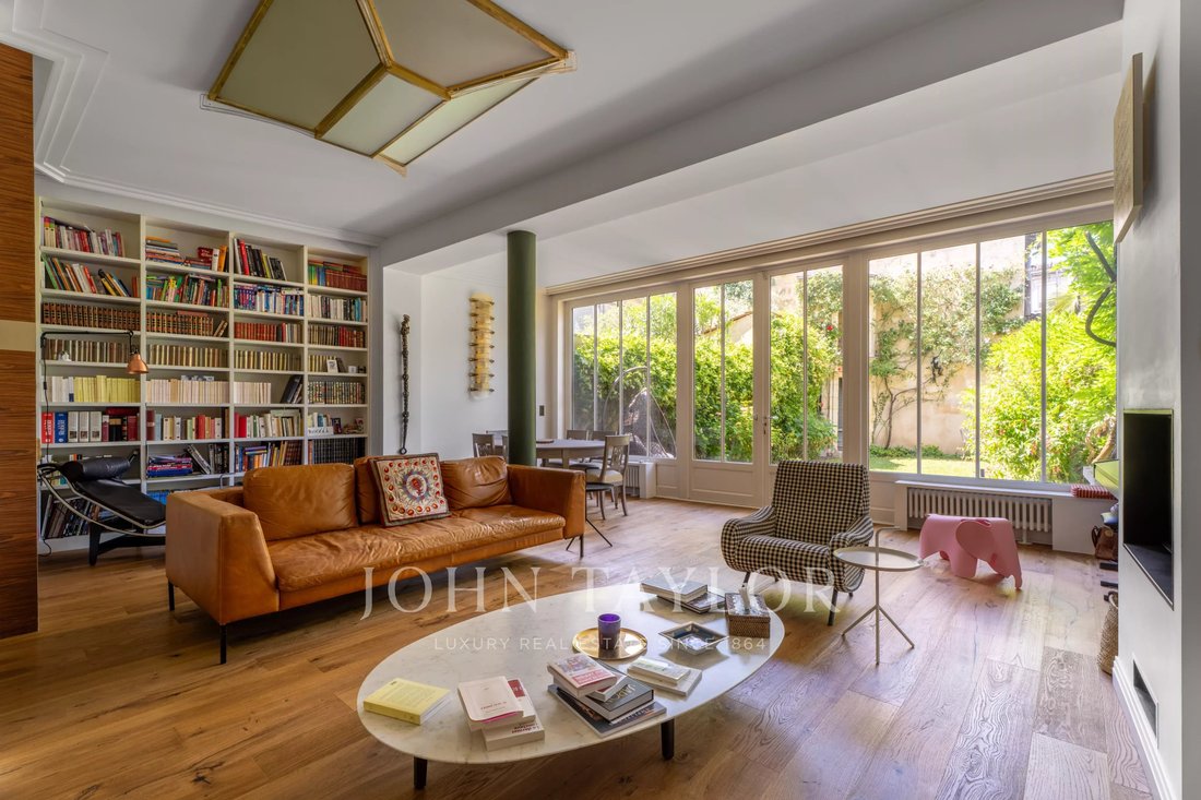 Townhouse in Grand Parc-Chartrons-Paul Doumer, Bordeaux, France 2 - 18047338