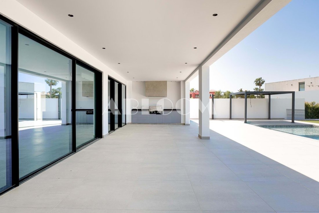Villa in Vilamoura, Quarteira, Algarve 4 - 18039248