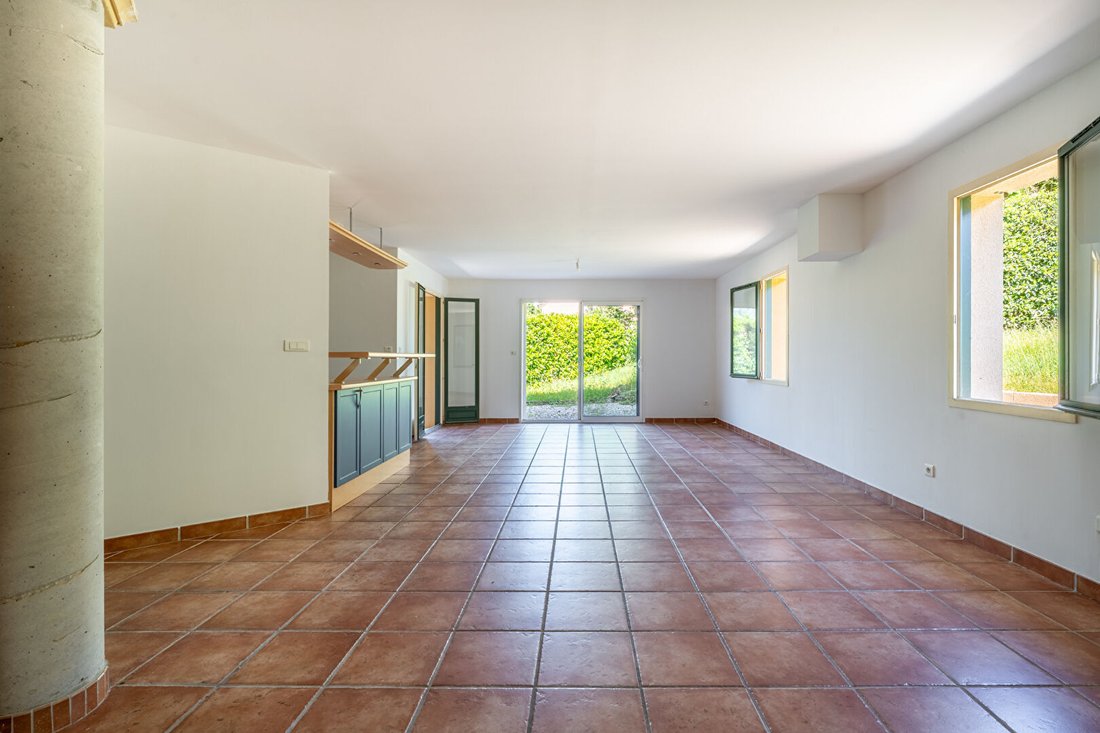 Villa in Marcy, Auvergne-Rhône-Alpes, France 3 - 18038966
