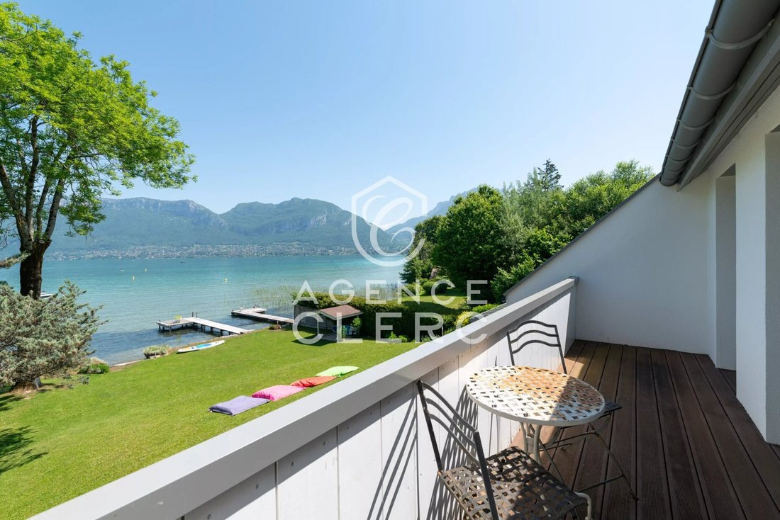 Villa in Sévrier, Auvergne-Rhône-Alpes, France 4 - 18024037