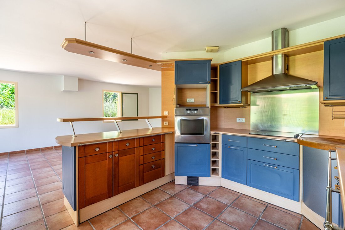 Villa in Marcy, Auvergne-Rhône-Alpes, France 2 - 18038966