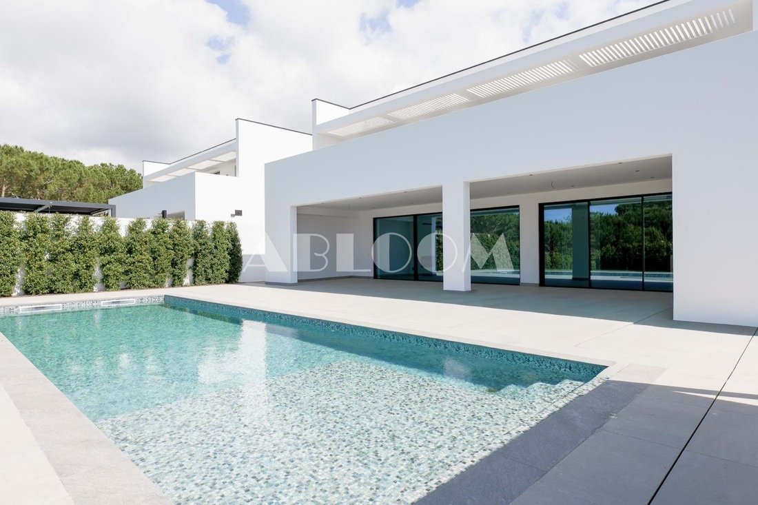 Villa in Vilamoura, Quarteira, Algarve 1 - 18039264