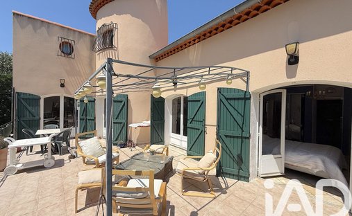 House in Logis Neuf Ouest, Allauch, France 1
