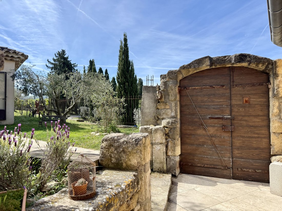 House in Alleins, Provence-Alpes-Côte d'Azur, France 4 - 18037135
