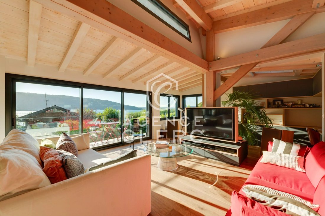 Villa in Veyrier-du-Lac, Auvergne-Rhône-Alpes, France 4 - 16935943