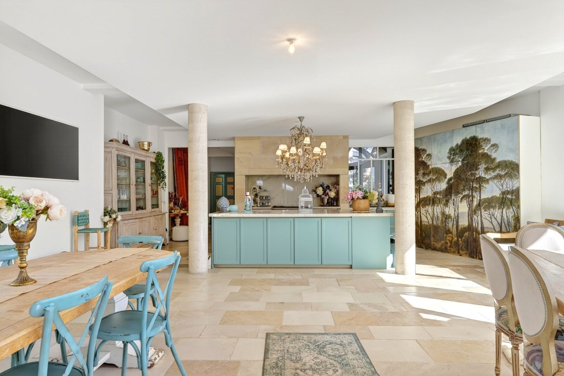 House in Toulon, Provence-Alpes-Côte d'Azur, France 5 - 18039924