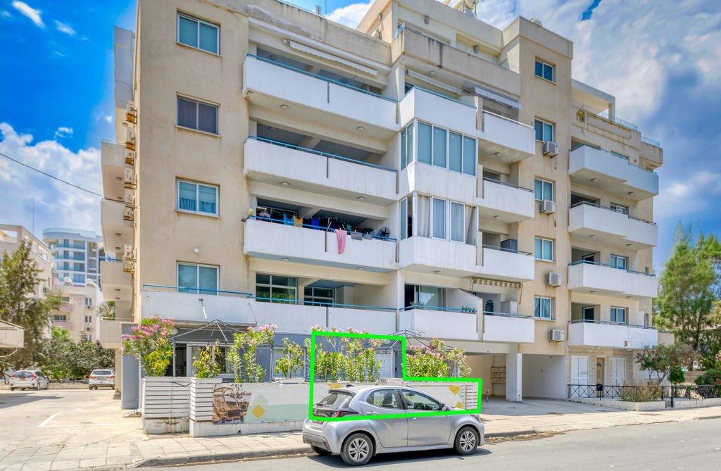 Apartment in Larnaca, Larnaca, Cyprus 2 - 18042524