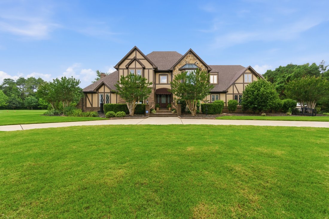 House in Decatur, Alabama, United States 1 - 18016675