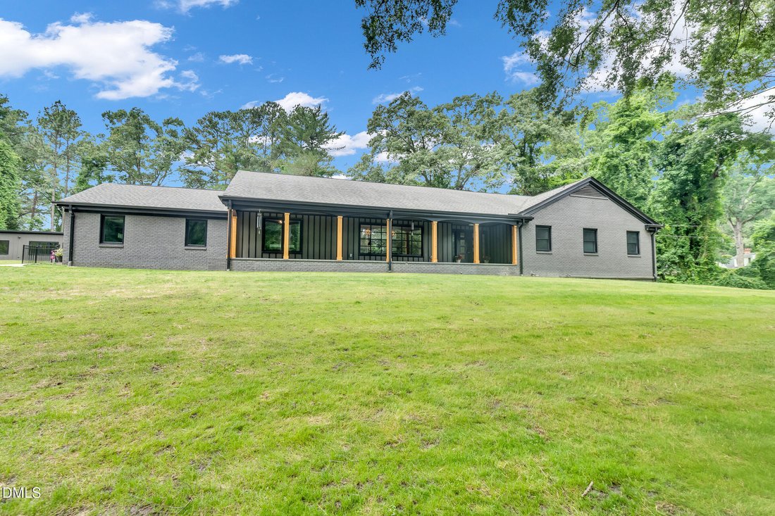 House in Fuquay-Varina, North Carolina, United States 4 - 18041930