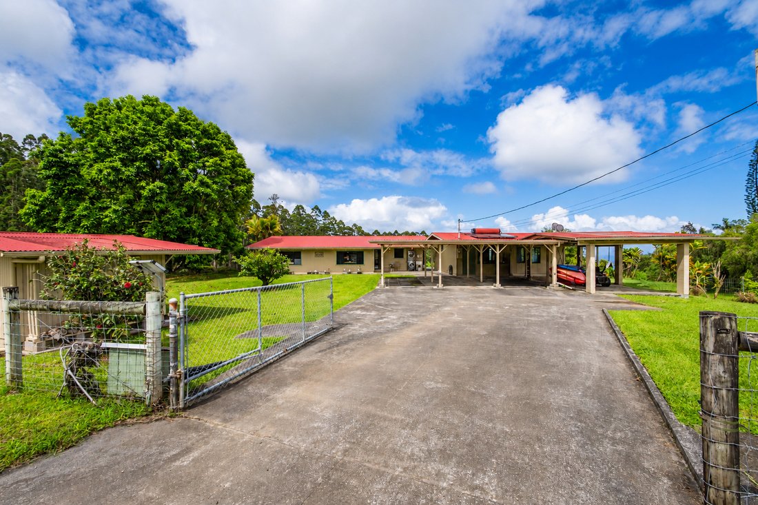 House in Hilo, Hawaii, United States 4 - 18040072