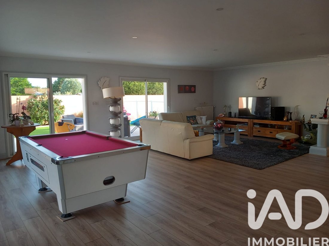 House in Yves, Nouvelle-Aquitaine, France 5 - 17459933