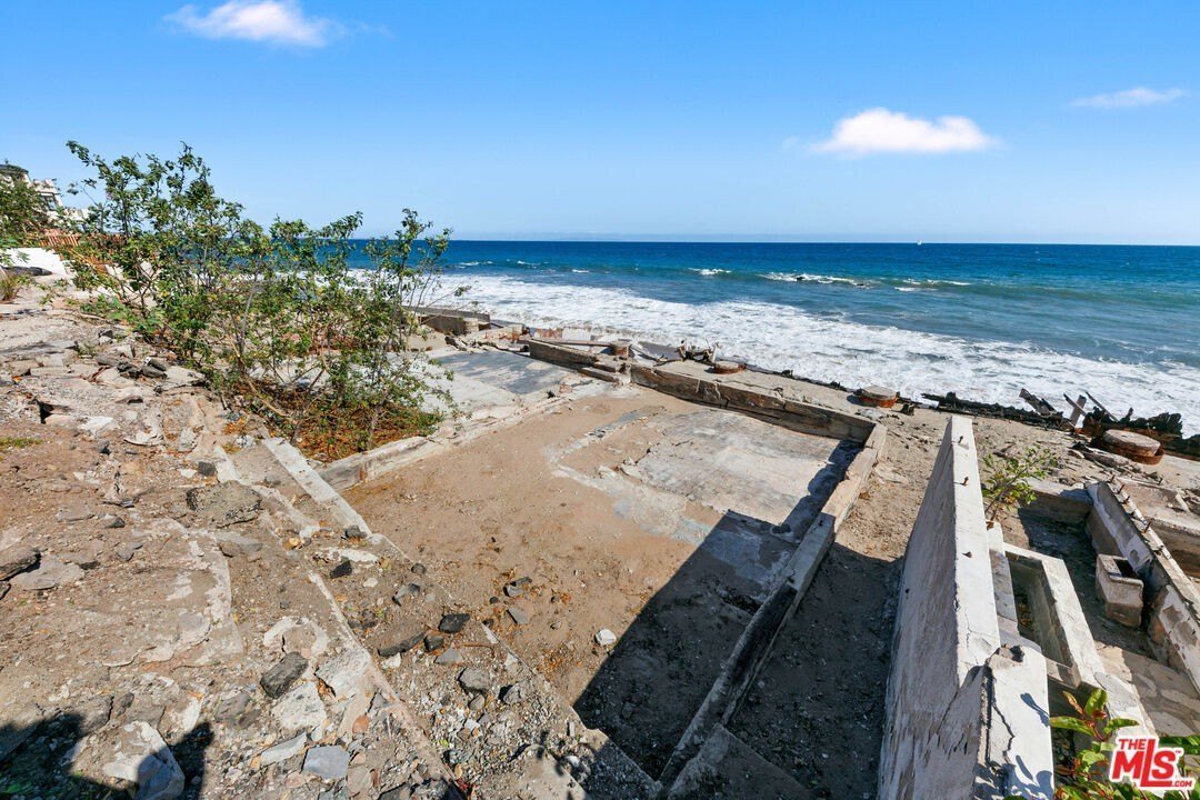 Land in Malibu, California, United States 3 - 18043308