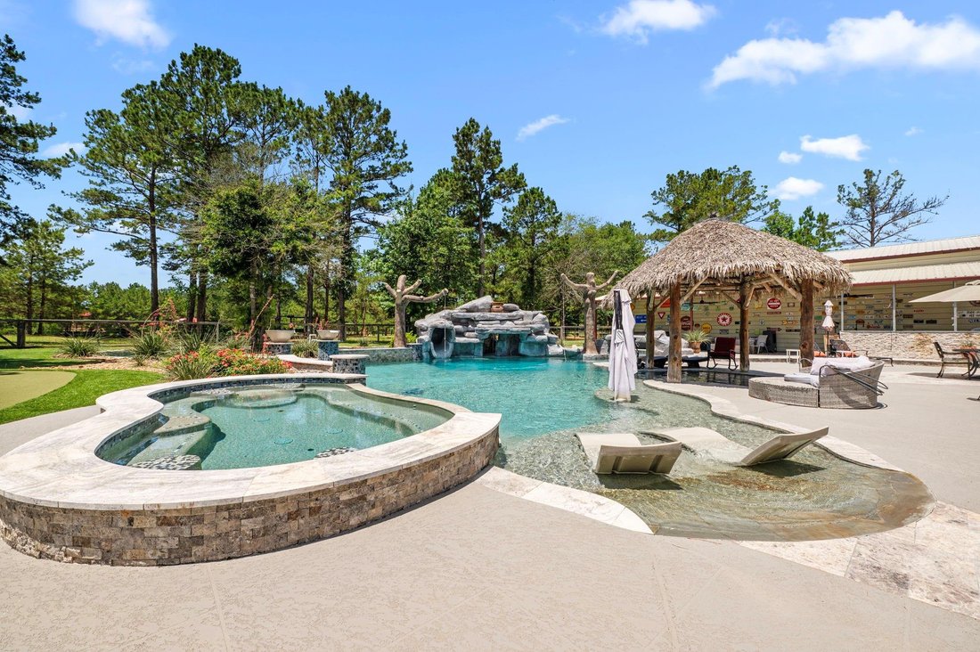 House in Cleveland, Texas, United States 5 - 18044199