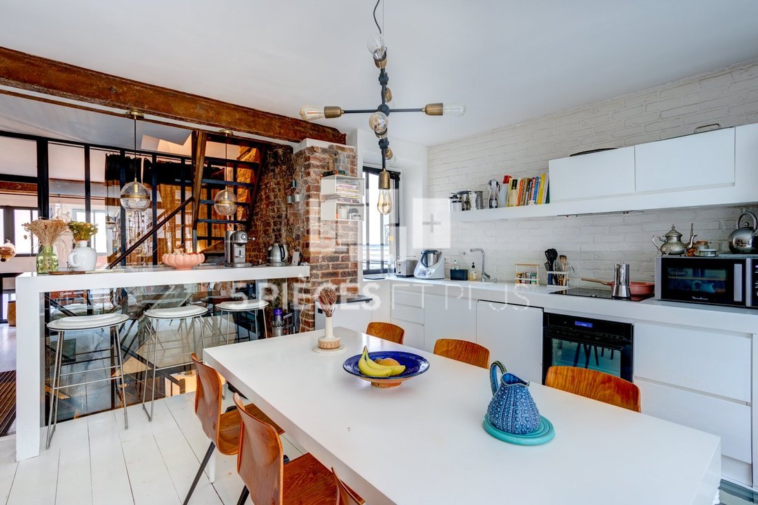Apartment in Saint Gervais, Paris 4e Arrondissement, Paris 4 - 18048880