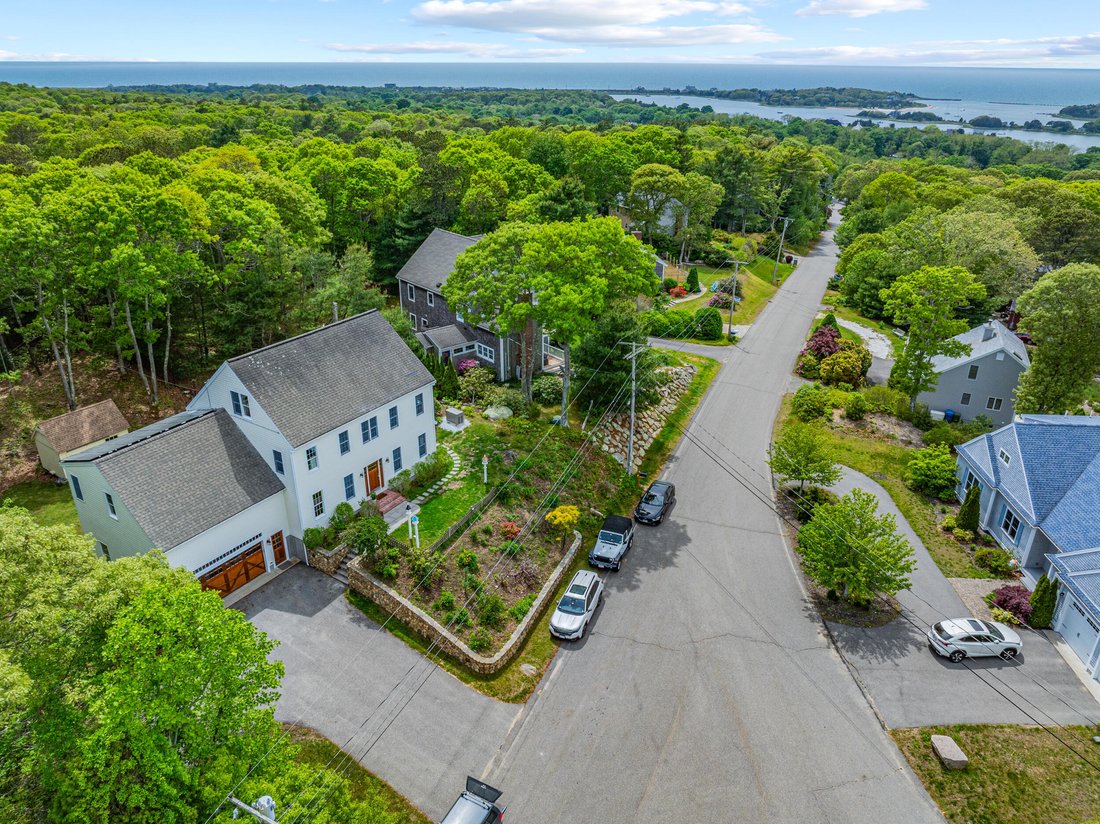 House in Falmouth, Massachusetts, United States 4 - 18040063
