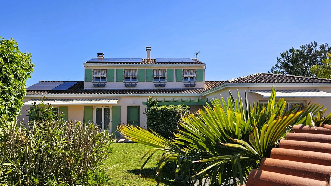 House in Vaux-sur-Mer, Nouvelle-Aquitaine, France 1 - 16125544
