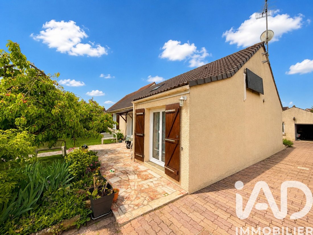 House in Boissy-Saint-Leger, Ile-de-France, France 2 - 18046345