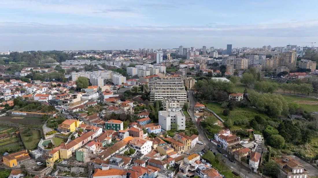 Villa in Lordelo do Ouro e Massarelos, Porto District, Portugal 4 - 15646967